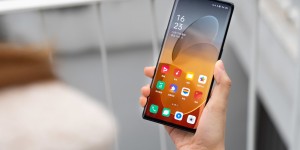 新的一年，OPPO Reno5 Pro+ 星钻工艺让你闪闪发光