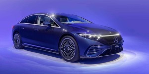奔驰旗舰纯电轿车 EQS 正式亮相，WLTP 续航可达 770km