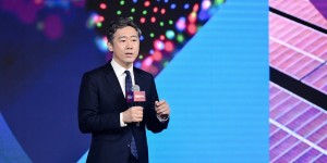 李稻葵：联想在全球信息服务业中具有典型代表意义